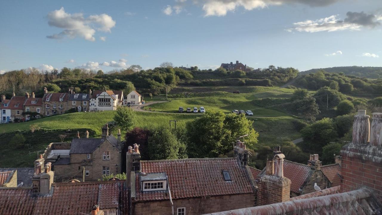 Darnholm Cottage Robin Hood's Bay Bagian luar foto